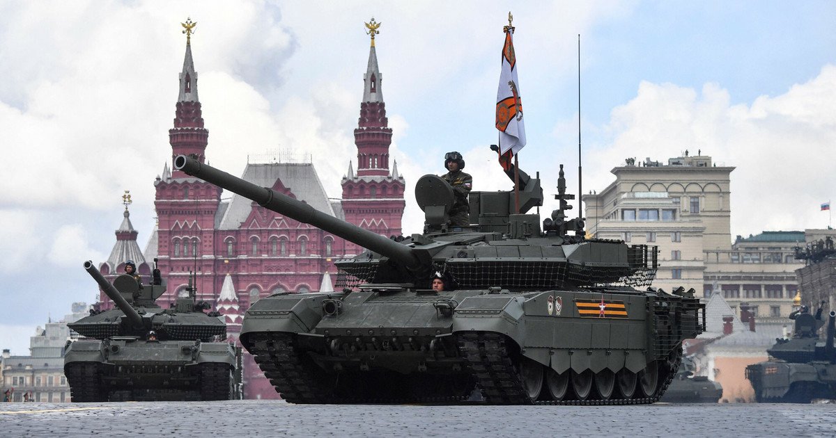 Guerra Na Ucrânia Ação Bem Sucedida Dos Ucranianos Eles Destruíram Uma Coluna De Tanques